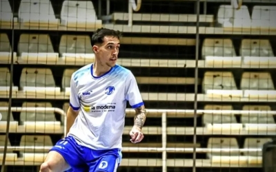 Raul Martín va ser l'autor de 4-3 que posava al CN Sabadell per davant | Jesús Roldan